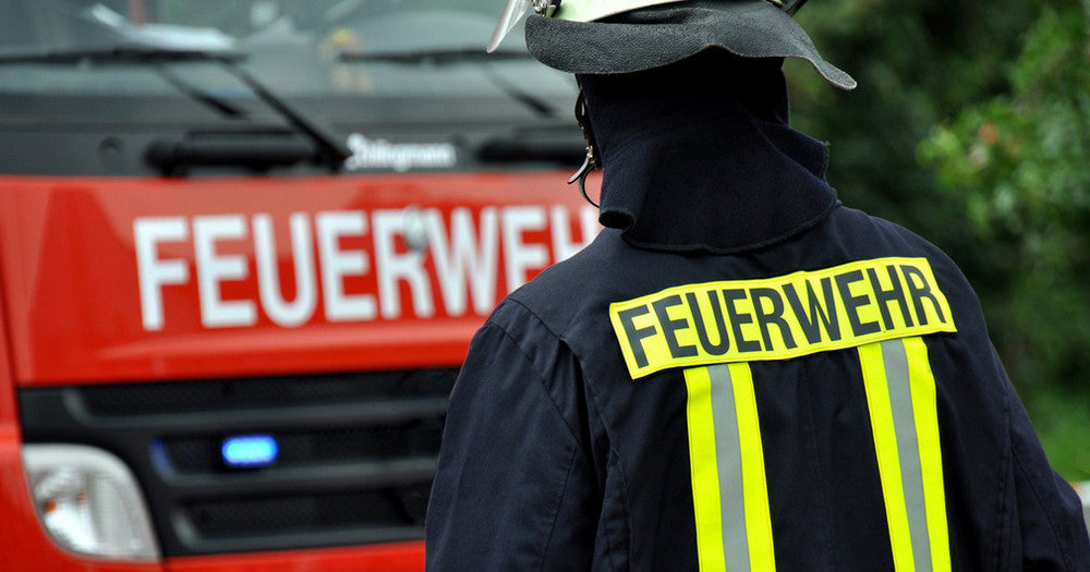 Müssen Feuerwehrleute ihre Körperhaare rasieren?