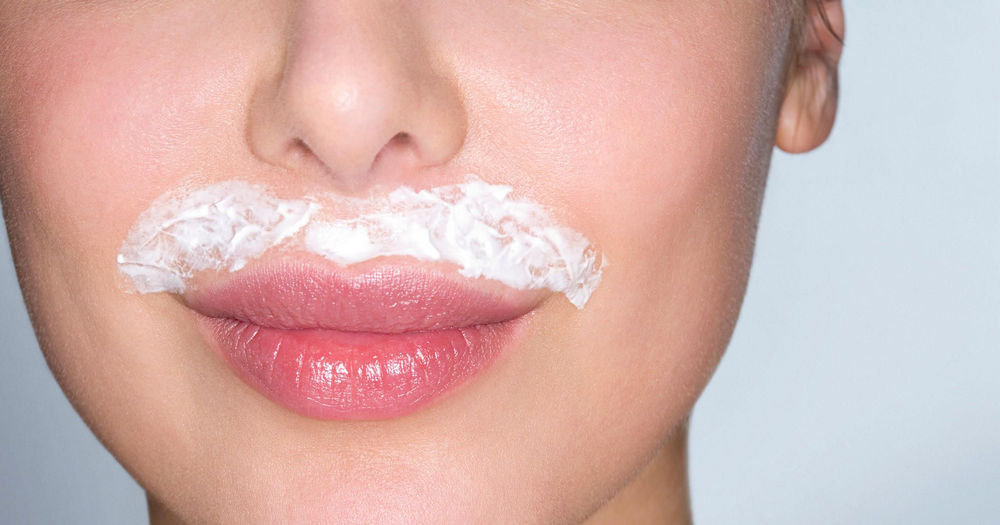 Wie entfernt man unerwünschte Haare zu Hause mit Vaseline?