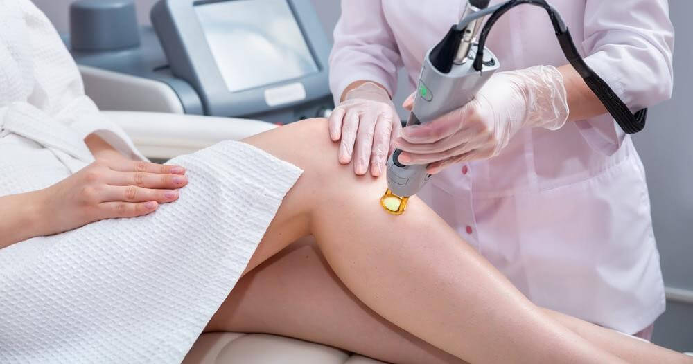 8 Nebenwirkungen und Risiken der Laser-Haarentfernung, die du kennen solltest!