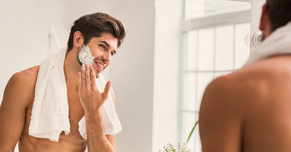 Verstärkt das Rasieren den Bartwuchs? Gründe und Fakten